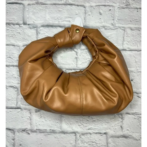 Croissant bag - Picture 2 of 4